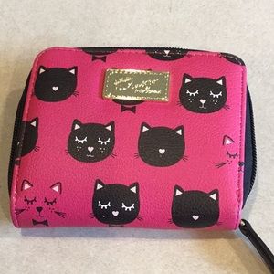 Darling hot pink wallet with cute cat design